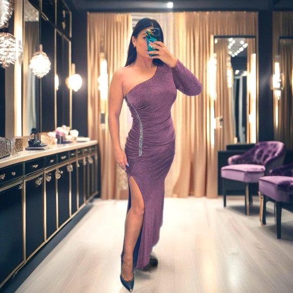 ADRIANNA PAPELL one sleeve slit purple glitter gown special occasion Small - Picture 1 of 7
